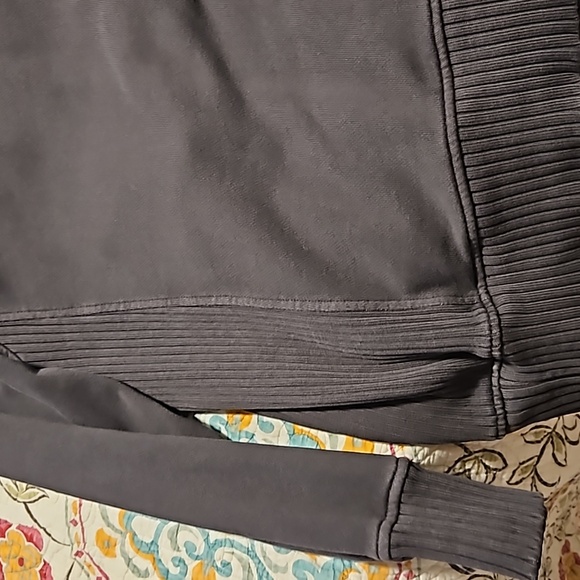 Aerie oversized sweatshirt, grey, size medium, also fits Lg-1x (depends on bra) - Picture 2 of 3